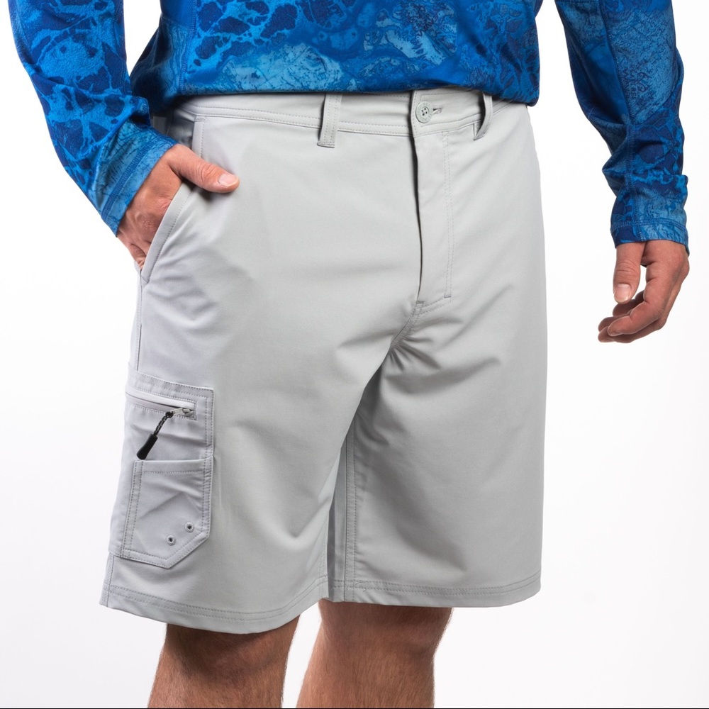 Realtree - Men's Hybrid Fishing Shorts